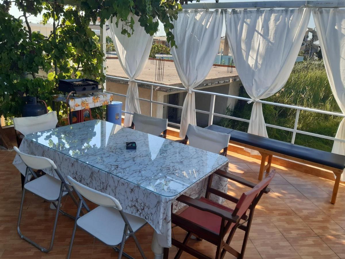 Collaku Apartment'S فلورا المظهر الخارجي الصورة