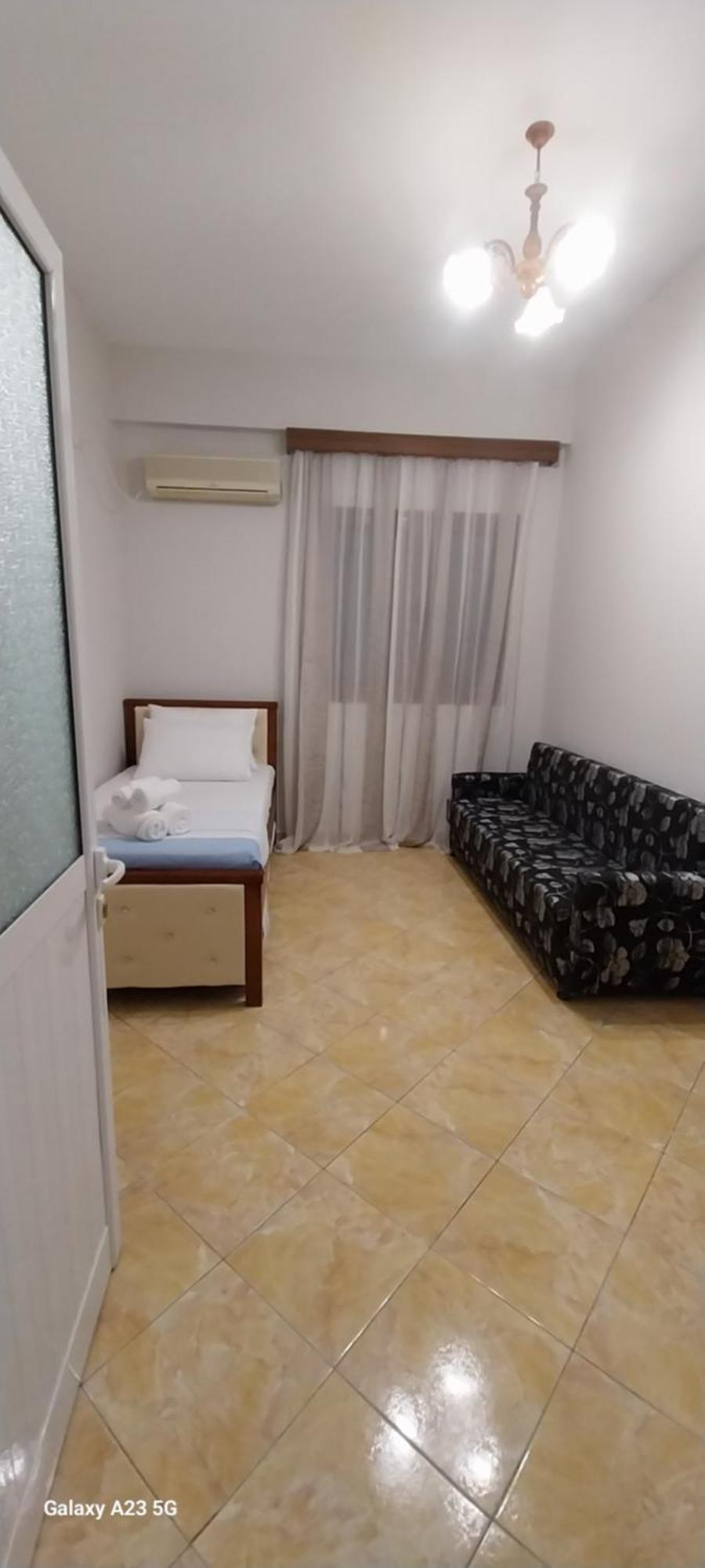Collaku Apartment'S فلورا المظهر الخارجي الصورة