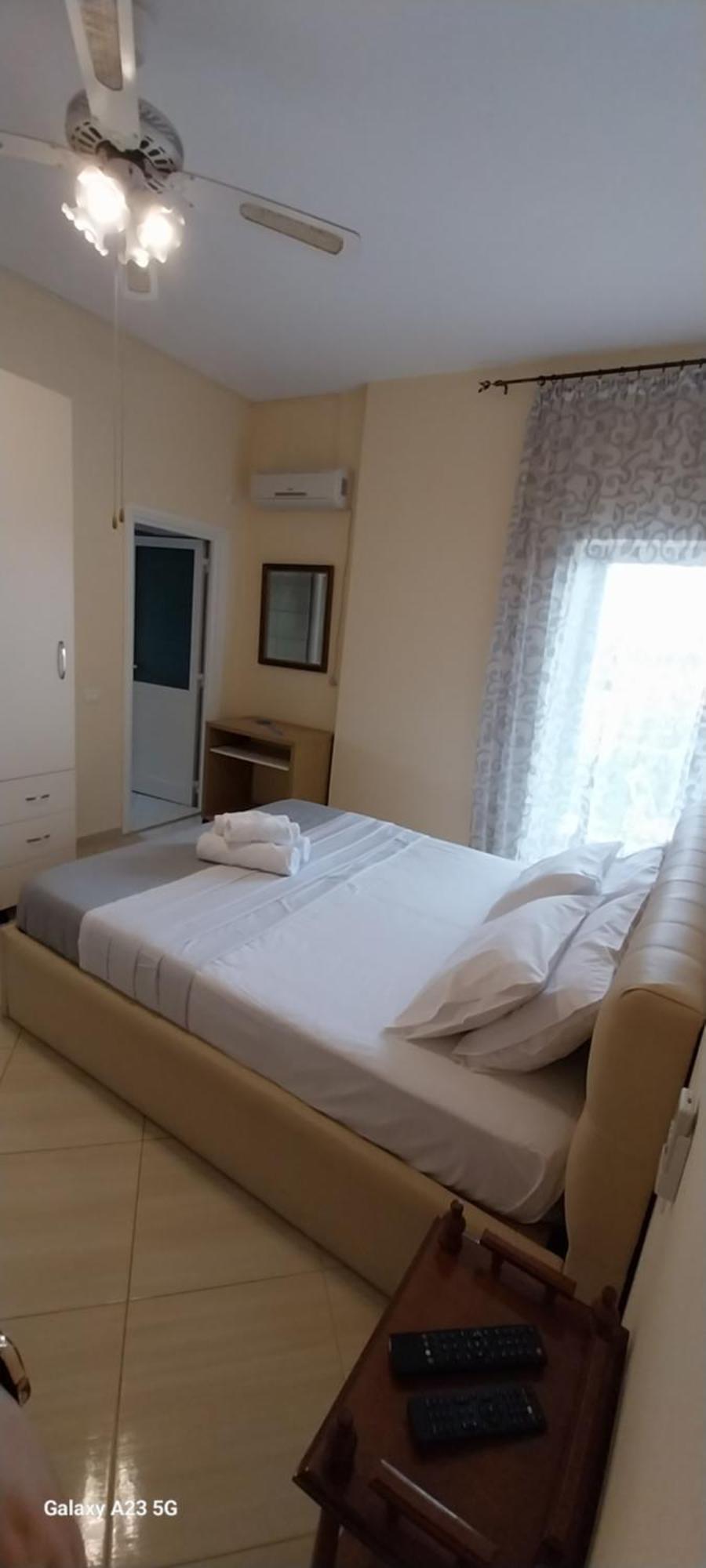 Collaku Apartment'S فلورا المظهر الخارجي الصورة